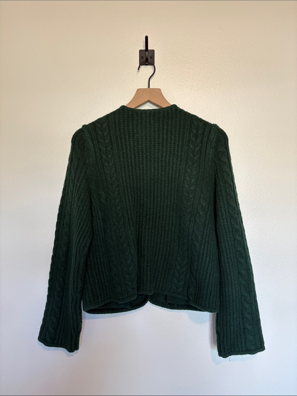 Abercrombie & Fitch Cable Knit Crewneck Button-Up Cardigan Sweater Green - Picture 5 of 8